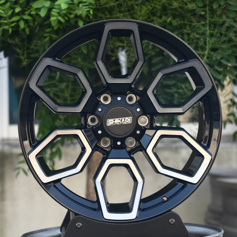 Toyota 4Runner wheels – Gloss Black Petal Machined Face, front view