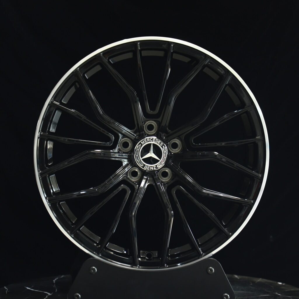 Mercedes-Benz E-Class wheels – Gloss Black Petal Machined Lip, front view