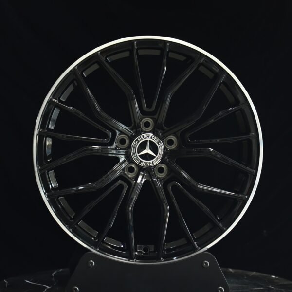 Mercedes-Benz E-Class wheels – Gloss Black Petal Machined Lip, front view