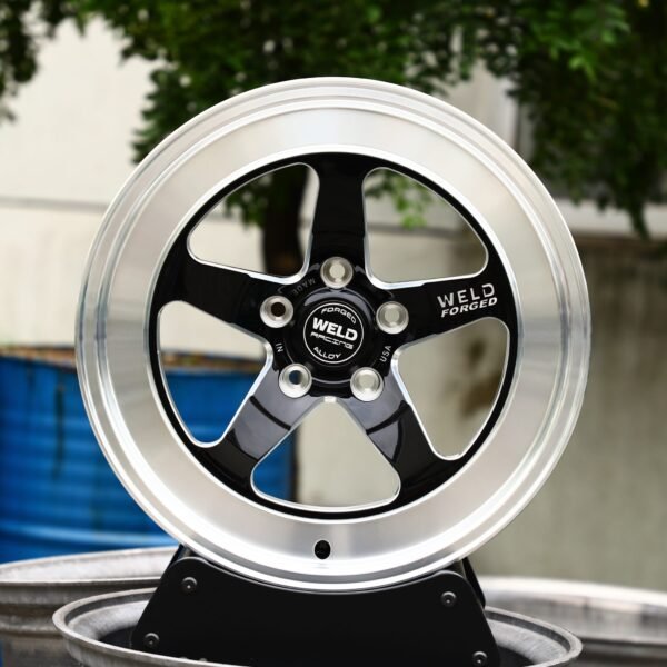 Ford Mustang wheels – Gloss Black / Silver Wide Lip (Weld Racing-Style), front view