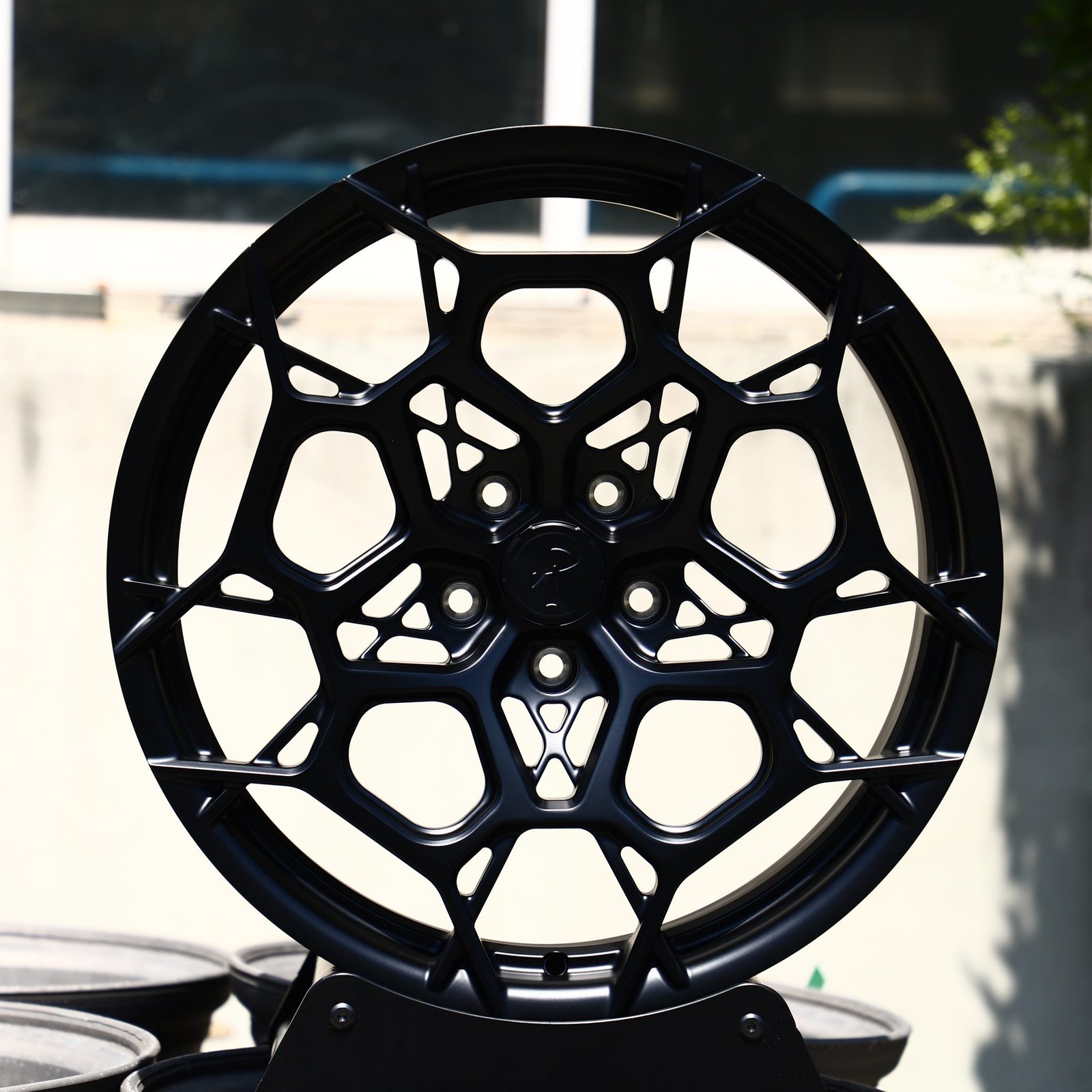 Audi A6 wheels – Gloss Black Split Cut-Out, front view