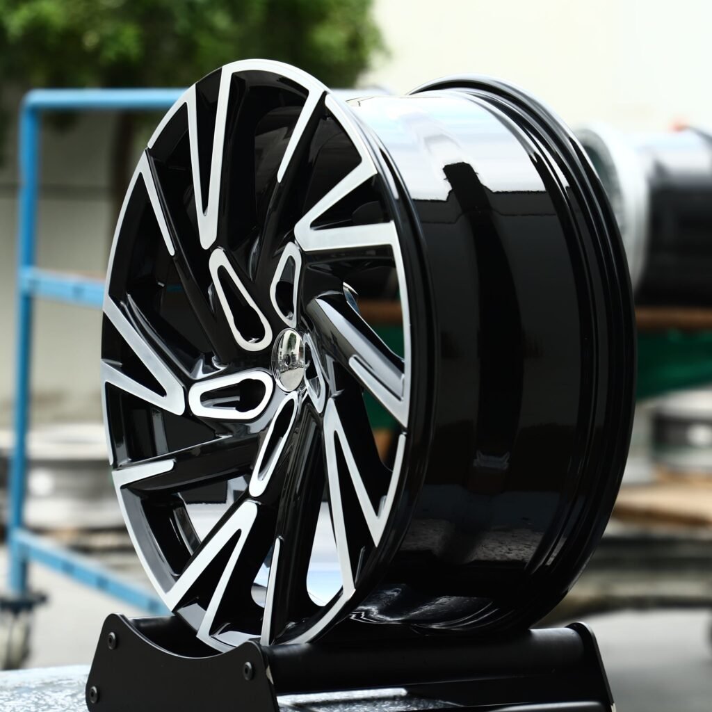 5x112 wheels – Gloss Black Split Directional Machined Face, side view