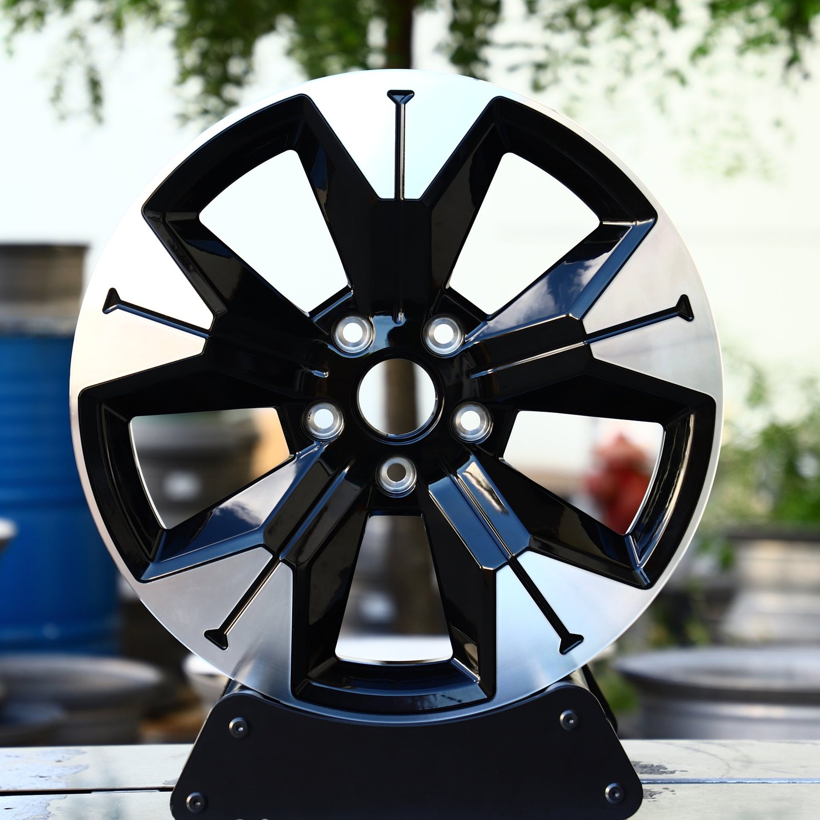 Porsche 911 wheels – Gloss Black Split Machined Face, front view