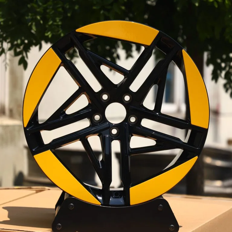 Porsche 911 wheels – Gloss Black Split Machined Face, front view