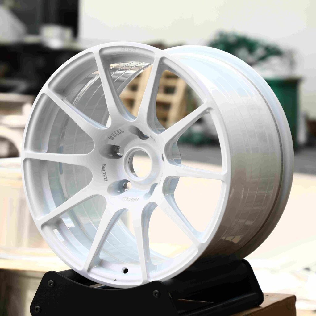 Honda Civic Type R wheels – Gloss White 10-Spoke, angled view