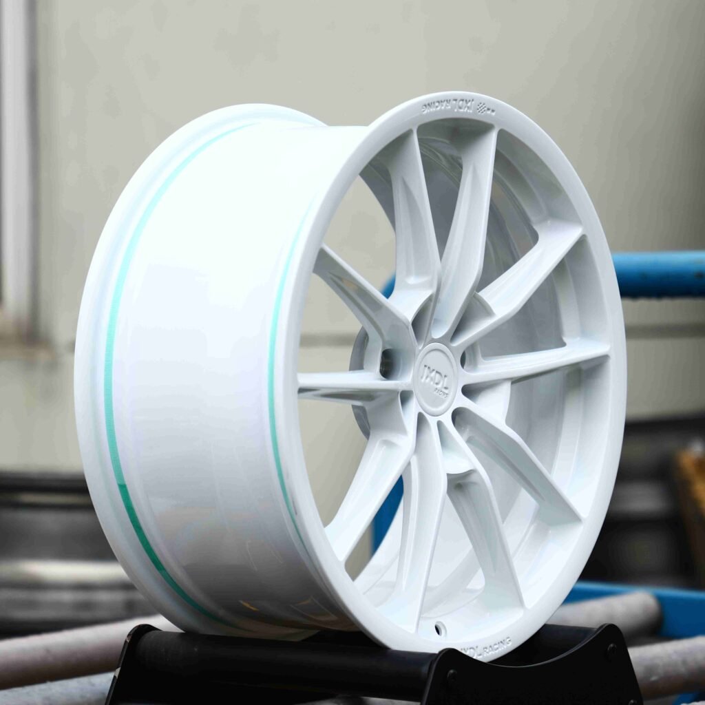 Gloss White 10-Spoke Racing Forged Wheels - BMW M3 / Audi RS5 Fitment (5-Lug) view 3