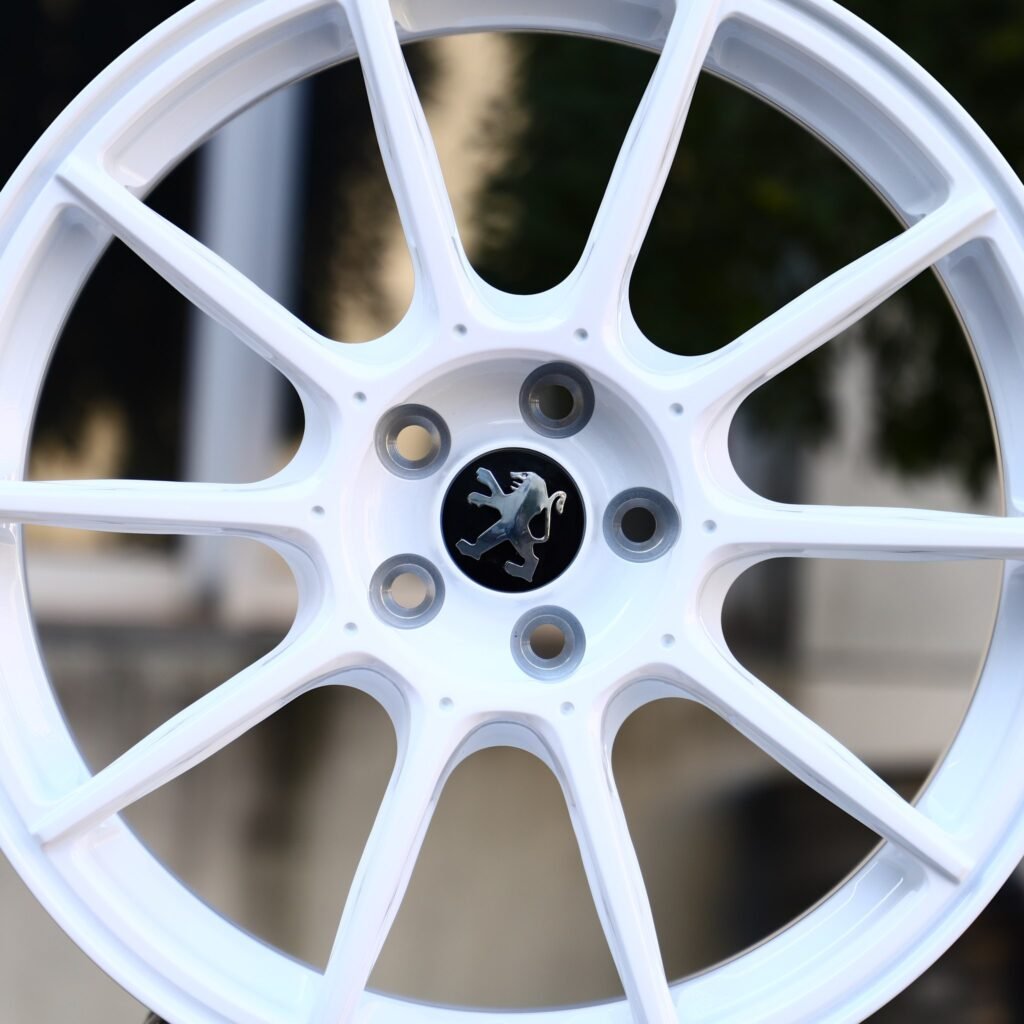 Gloss White 10-Spoke Forged Wheels - Citroen C5 / Peugeot 508 Fitment (5-Lug) view 4