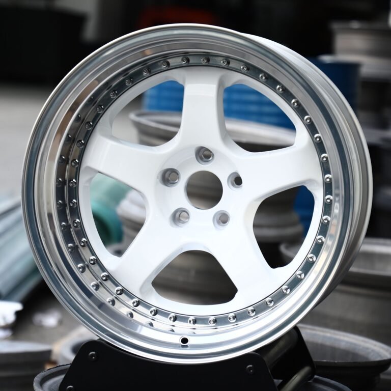 Audi A6 wheels – Gloss White 2-Piece 5-Spoke Deep Lip, front view