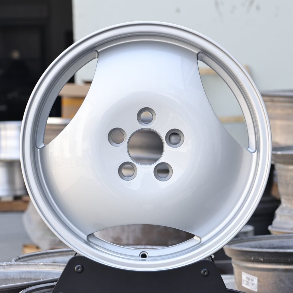 Gloss White 3-Spoke Full-Face Forged Wheels - Audi A6 / BMW 5 Series Fitment (5-Lug) Monoblock forged wheel