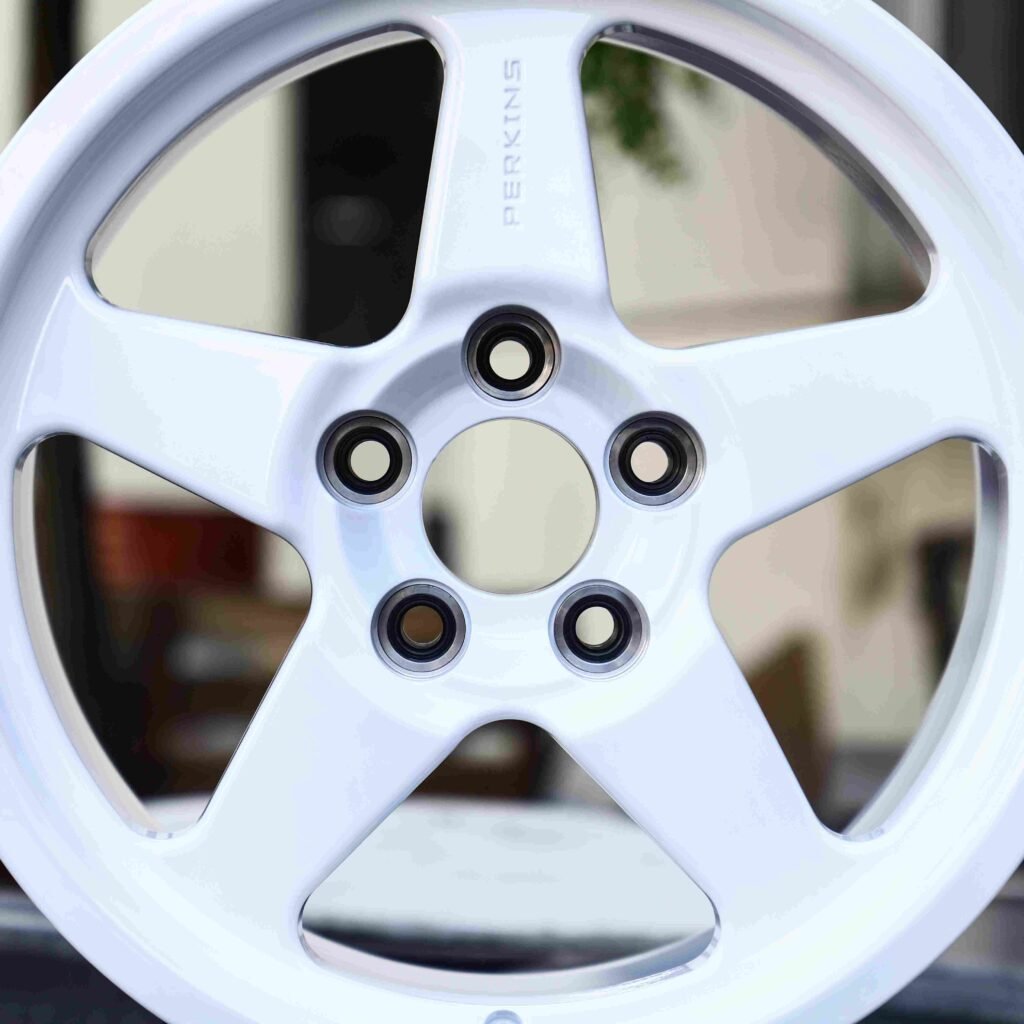 5x130 wheels – Gloss White 5-Spoke, side view