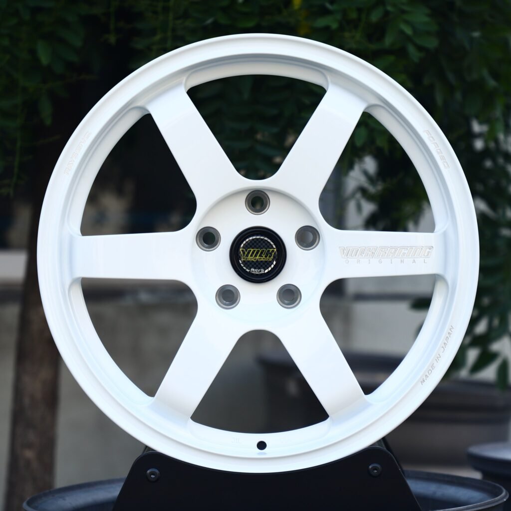 Toyota GR86 wheels – Gloss White 6-Spoke, front view