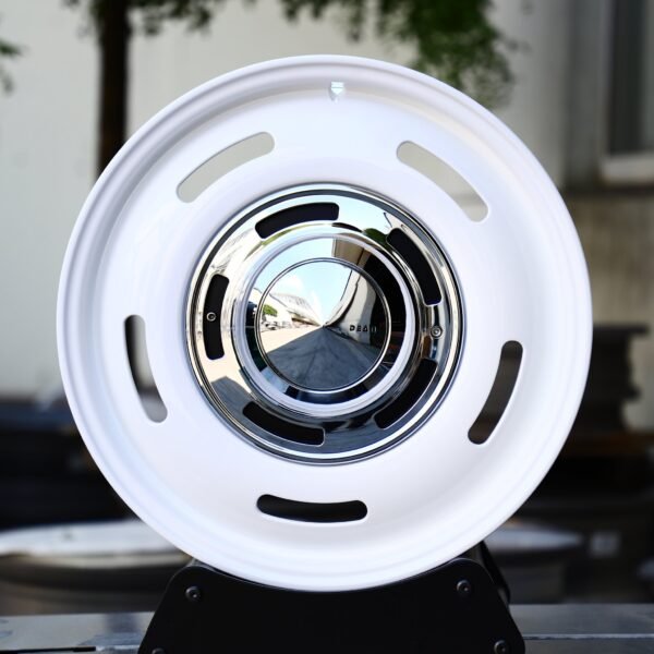 Porsche 911 wheels – Gloss White Full-Face Deep Lip, front view