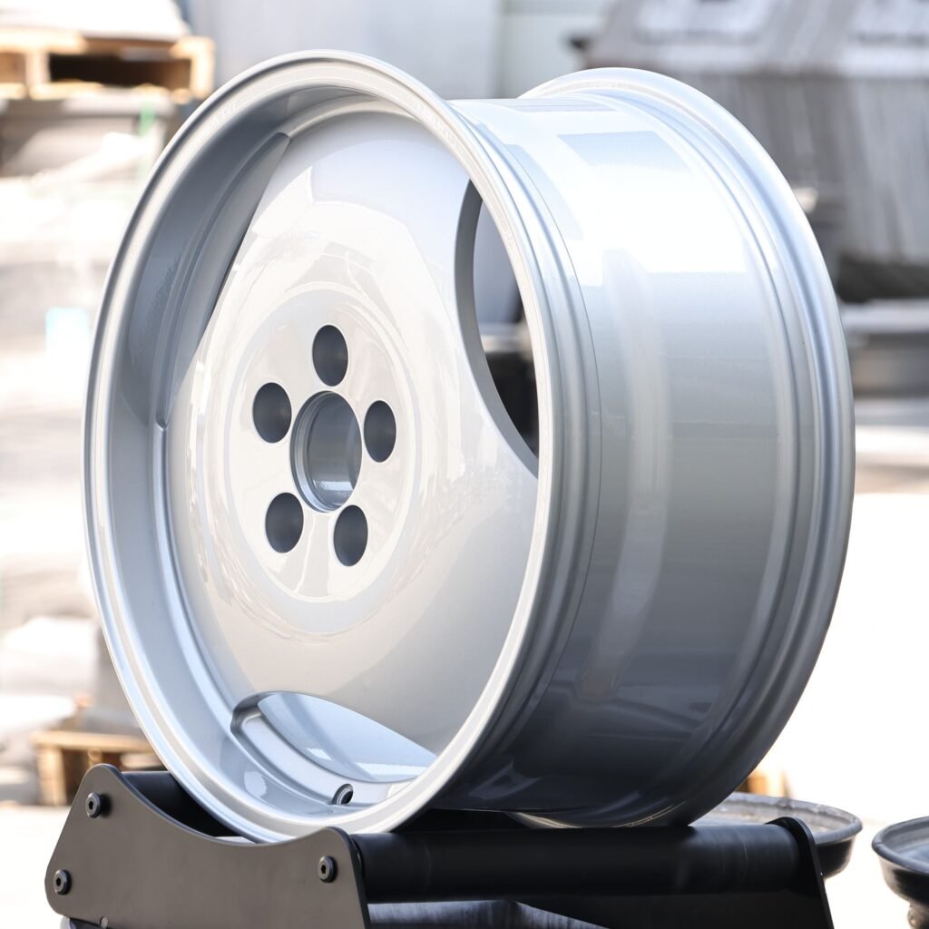 Gloss White Full-Face Forged Wheels - Audi A6 / BMW 5 Series Fitment (5-Lug) view 3