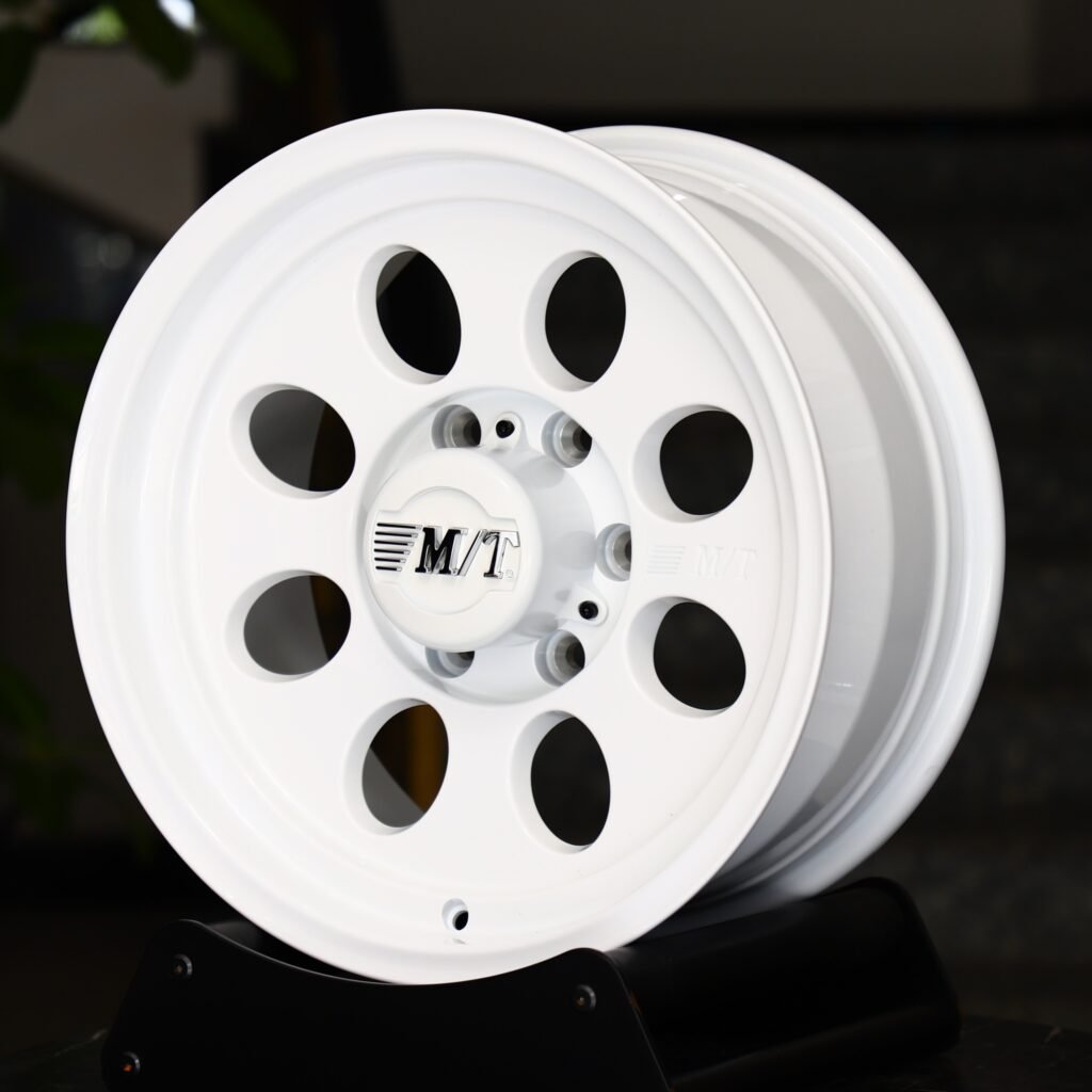 Chevrolet Silverado wheels – Gloss White Full-Face (Mickey Thompson-Style), angled view