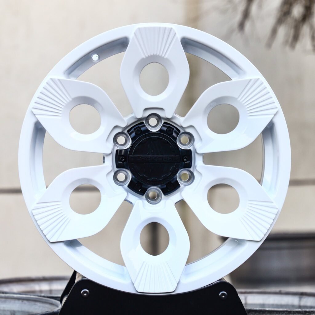 Toyota 4Runner wheels – Gloss White Petal, front view