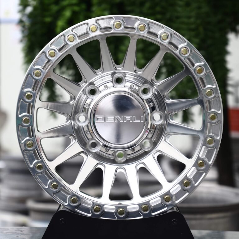 GMC OEM-Style Mirror Polished 16-Spoke Beadlock Off-Road Forged Wheels – GMC Sierra 2500HD, front view