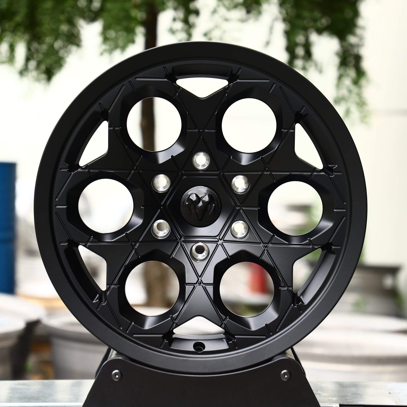 GMC Sierra wheels – Gloss Black Petal, front view