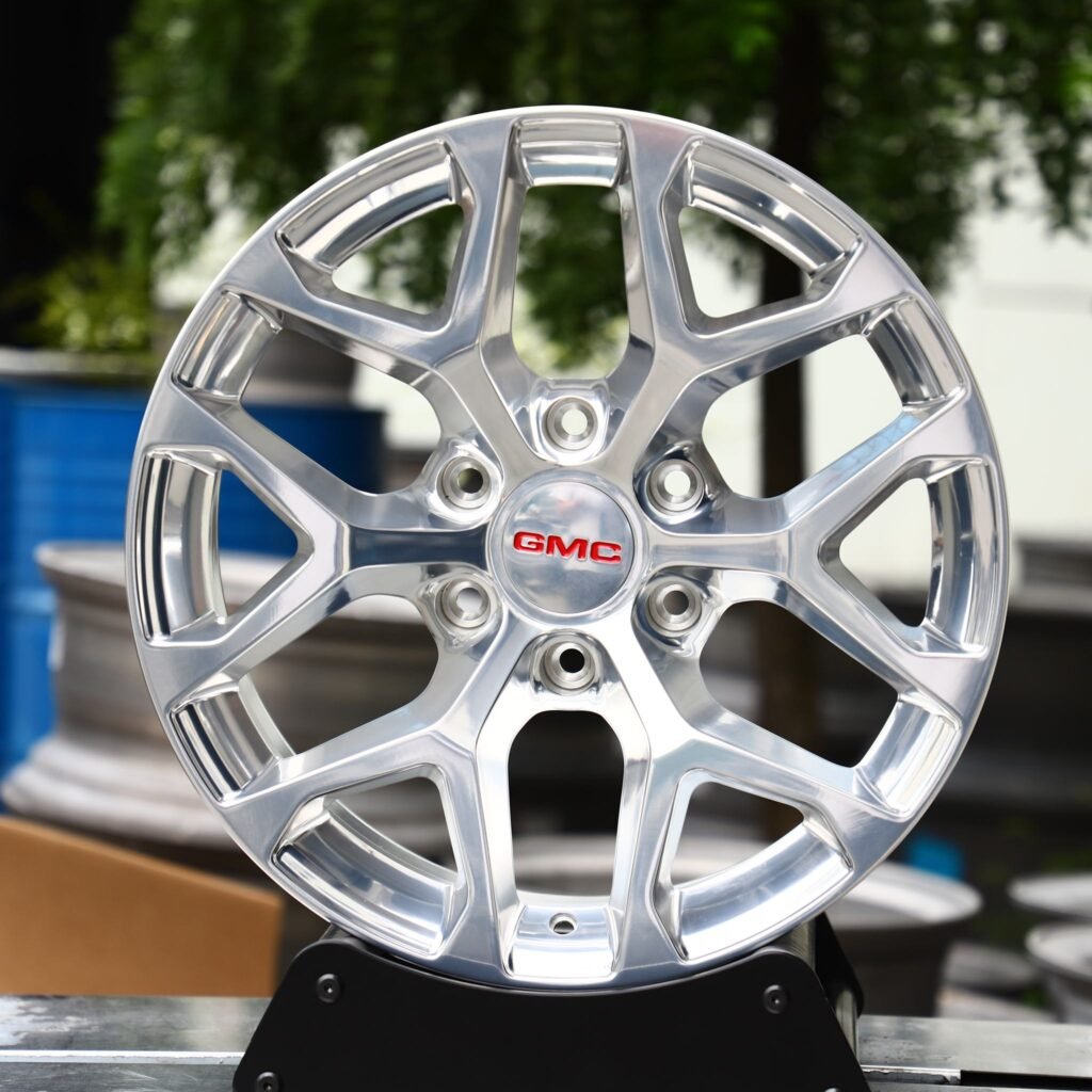 GMC Sierra wheels – Silver 6 Y-Spoke Polished (GMC OEM-Style), front view