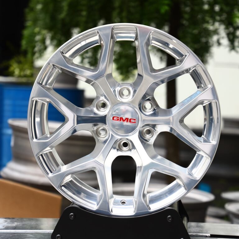 GMC Sierra wheels – Silver 6 Y-Spoke Polished, front view