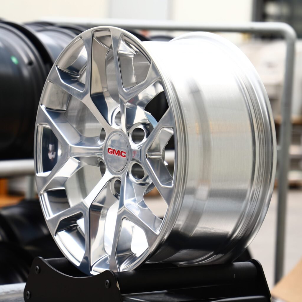 6x139.7 wheels – Silver 6 Y-Spoke Polished (GMC OEM-Style), side view