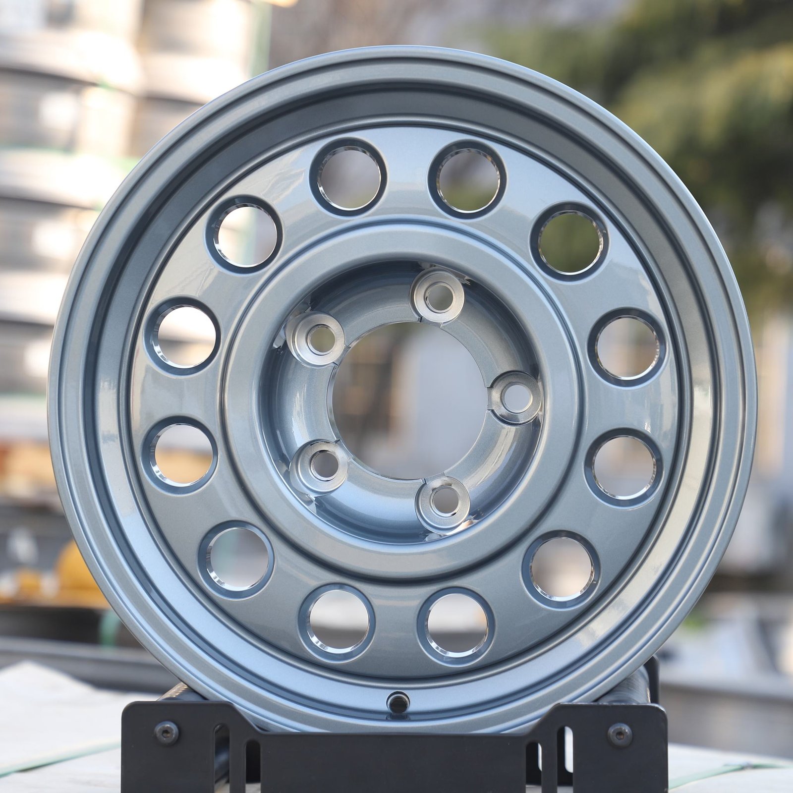 Audi A6 wheels – Gray Full-Face Deep Lip, front view