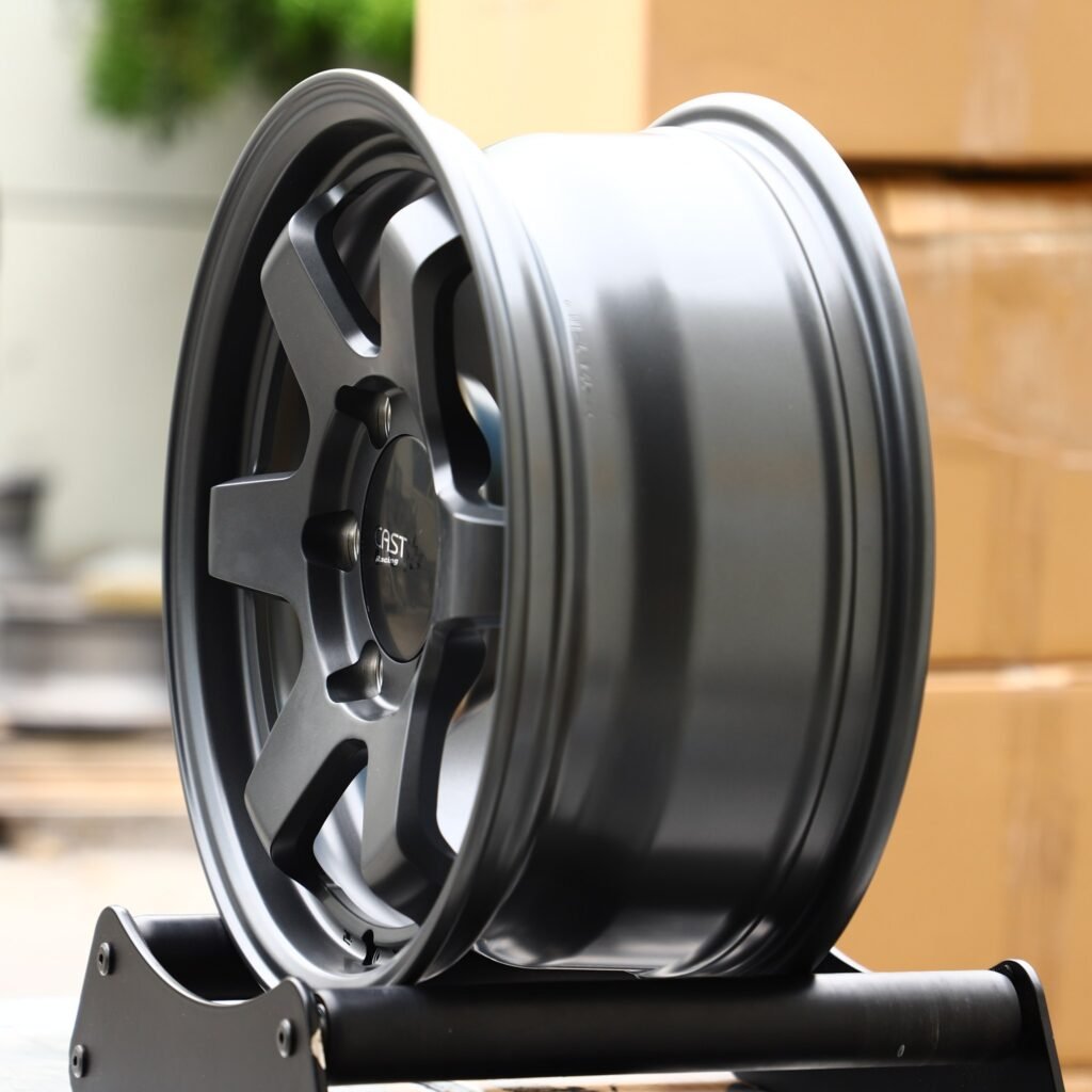 6x139.7 wheels – Gray / Gloss Black / Gunmetal Custom, side view