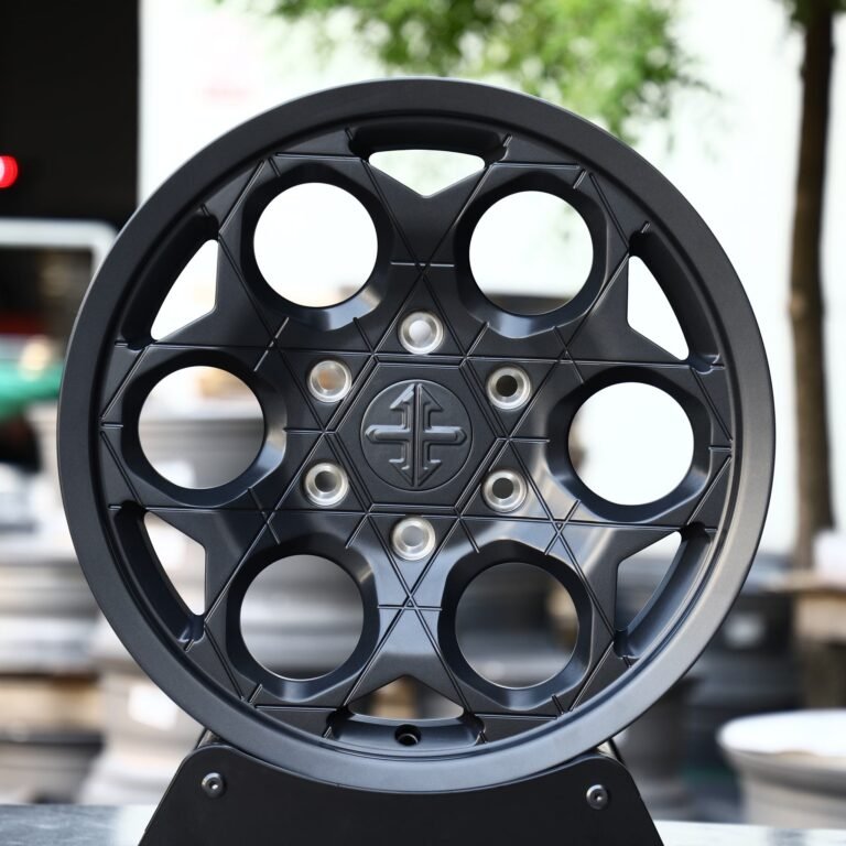 Toyota 4Runner wheels – Gray Petal, front view