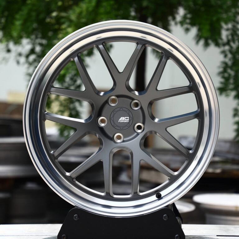 BMW M3 E46 wheels – Gunmetal / Gray 7 Y-Spoke Deep Lip, front view
