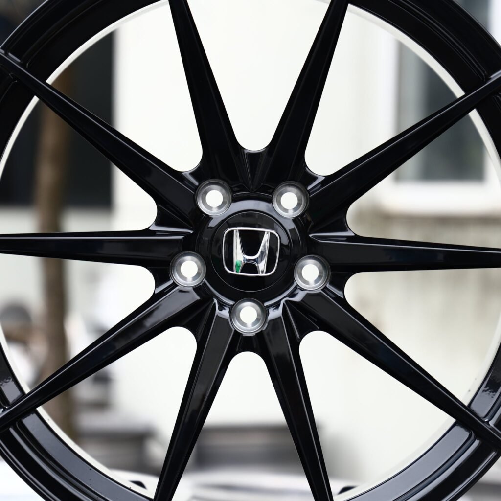 Honda S2000 wheels – Gloss Black 10-Spoke (Honda OEM-Style), lip and barrel detail