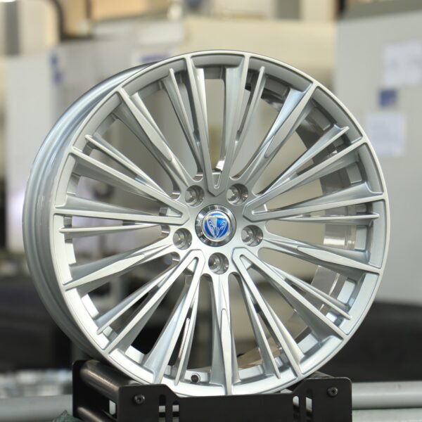 Ram 1500 Classic wheels – Brushed Silver Multi-Spoke (Ram OEM-Style), front view