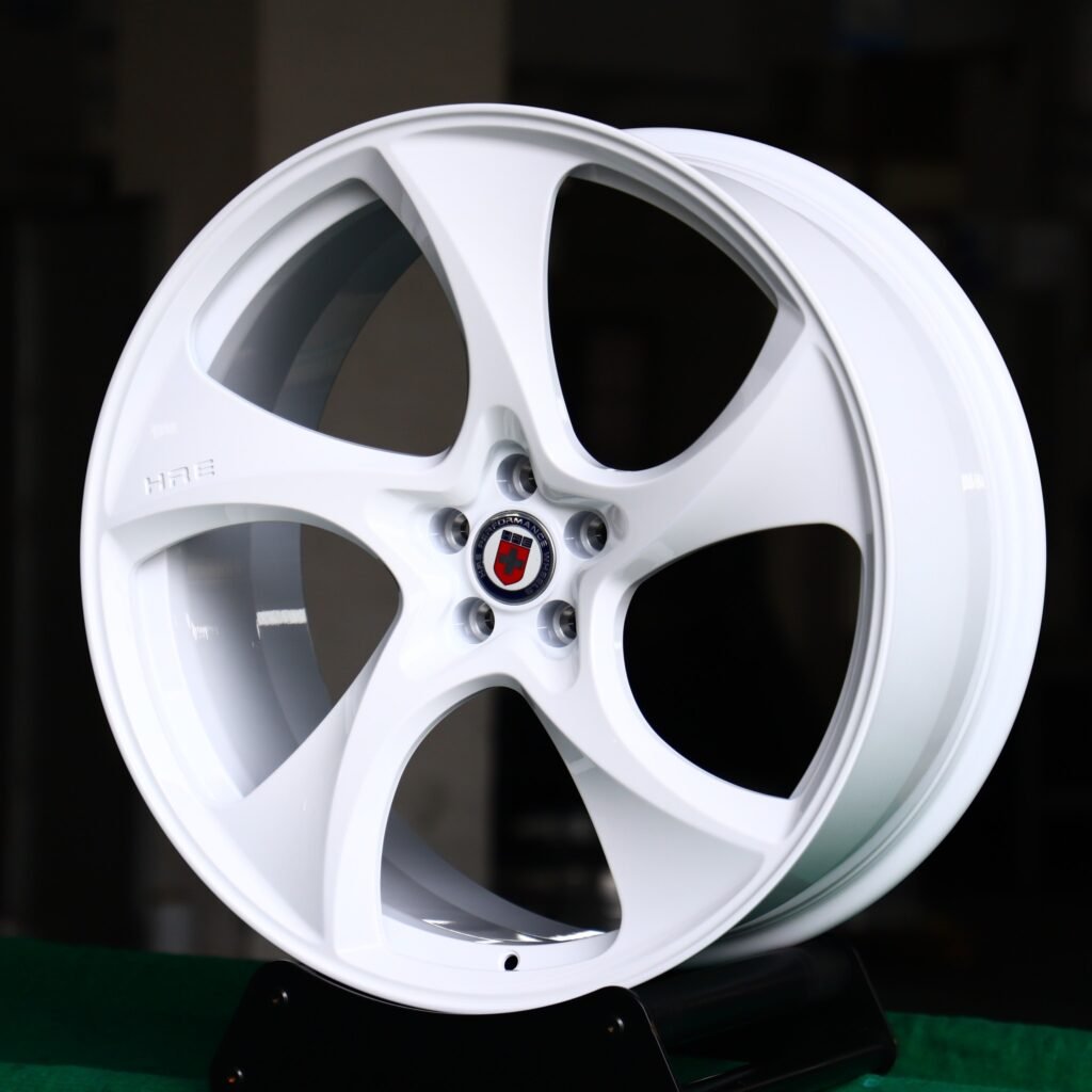 Porsche 911 wheels – Matte Silver Directional Milled (HRE 522M-Style), angled view