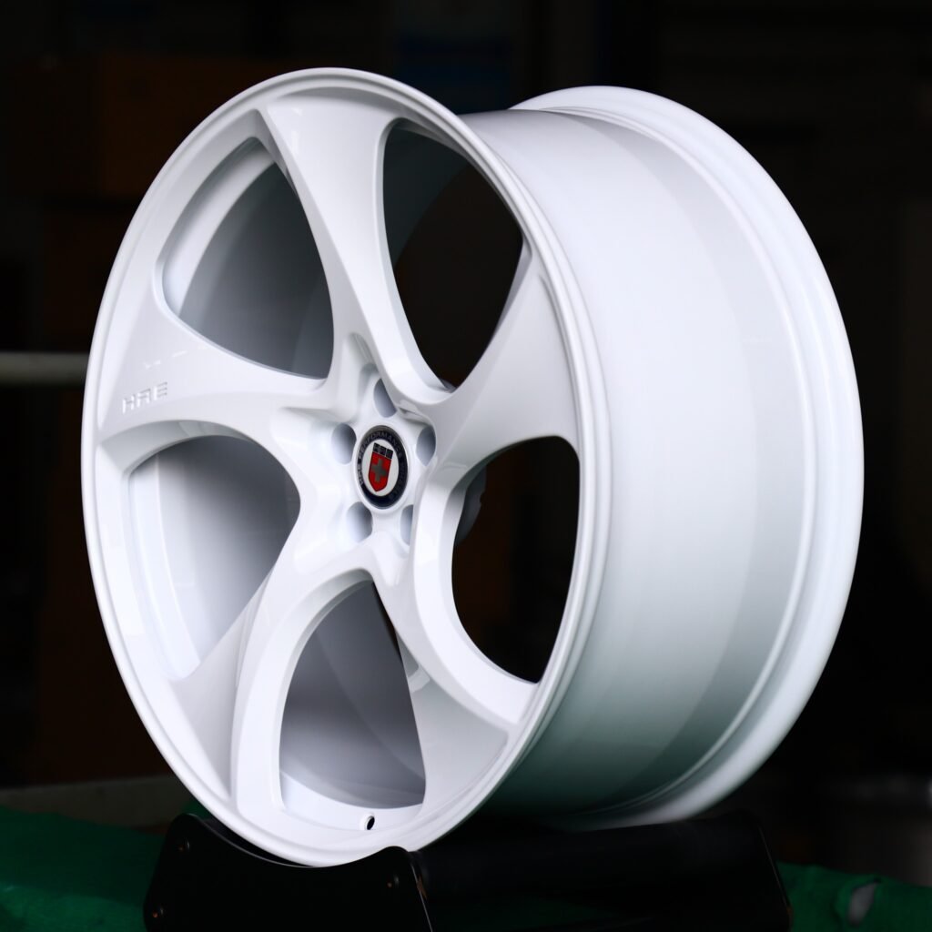 5x130 wheels – Matte Silver Directional Milled (HRE 522M-Style), side view