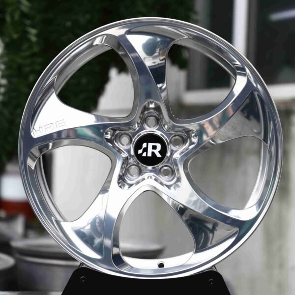 Porsche Cayenne wheels – Mirror Polished Silver Directional Milled (HRE 522M-Style), front view