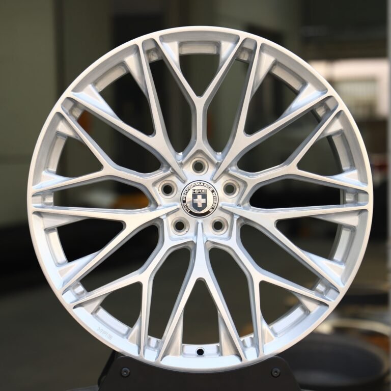 Ferrari 488 wheels – Brushed Silver 10 Y-Spoke Mesh (HRE P200-Style), front view