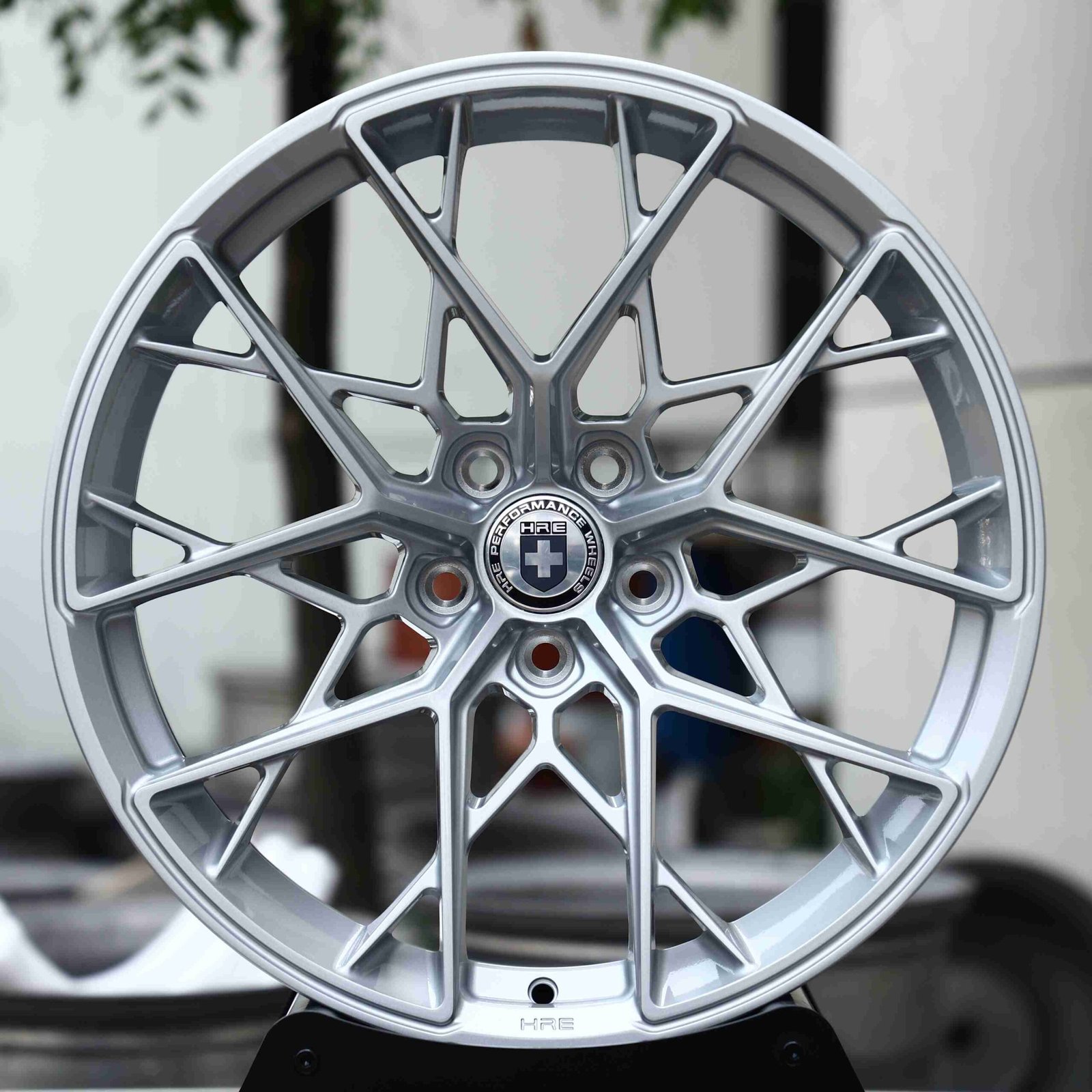 BMW X5 wheels – Bright Silver (HRE FF10-Style), front view