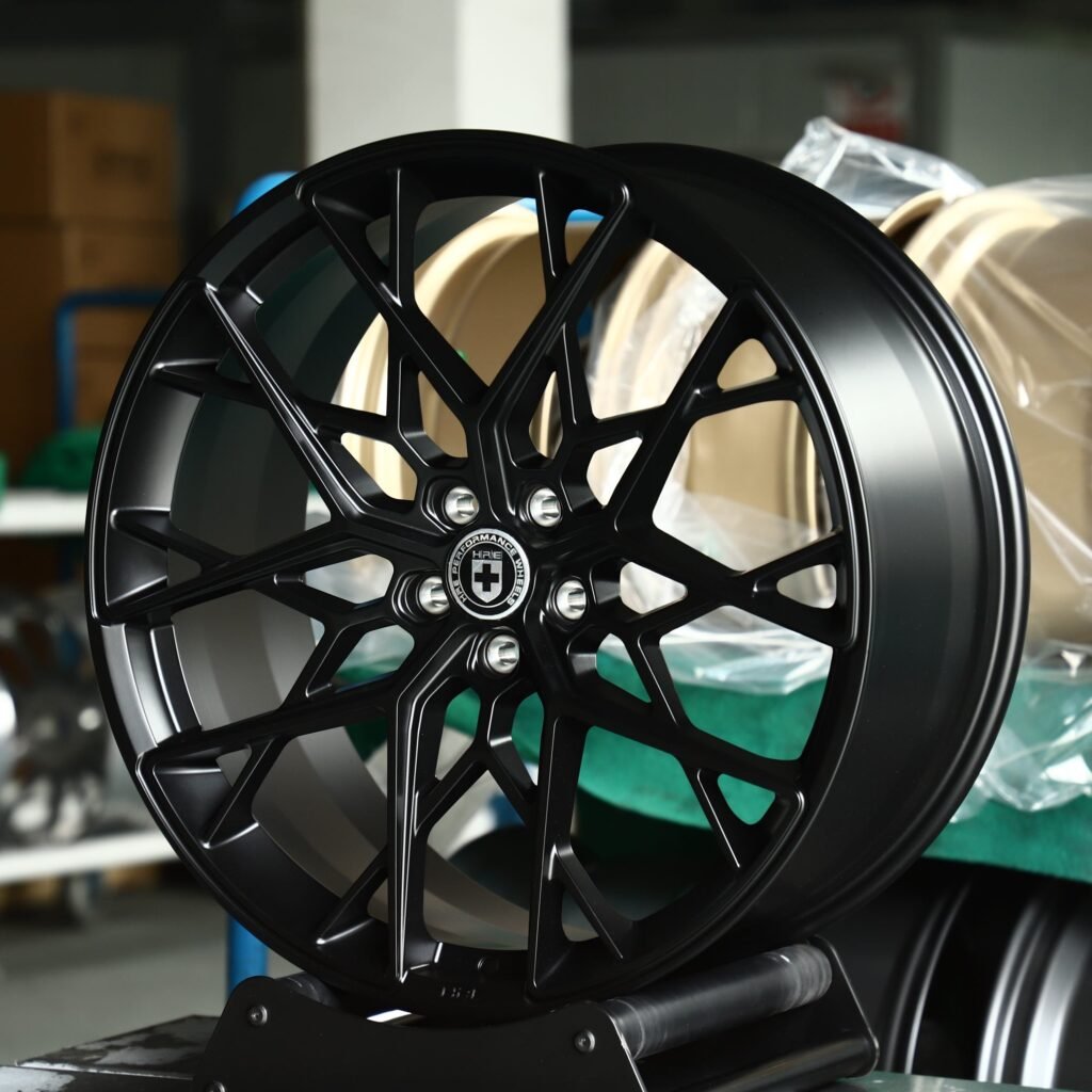 Audi R8 wheels – Gloss Black Cross-Spoke (HRE P200-Style), angled view