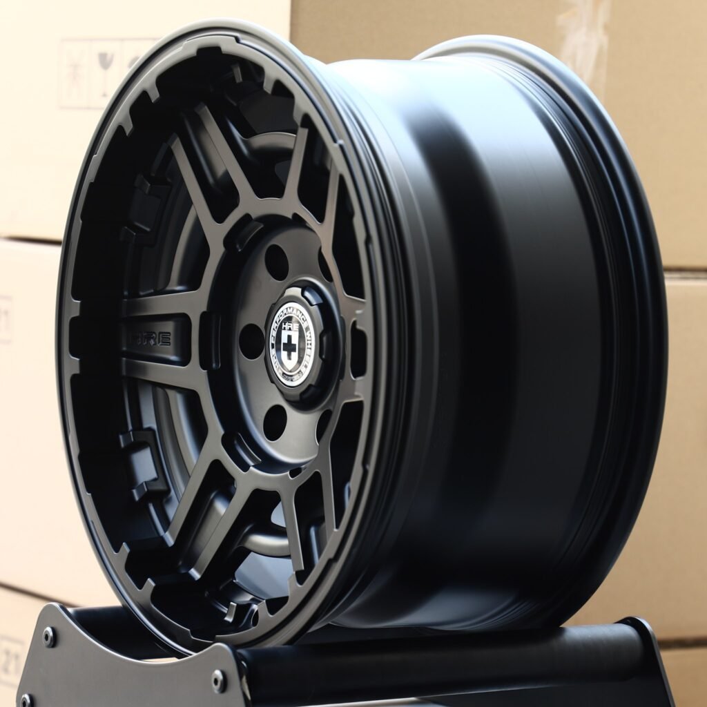 6x139.7 wheels – HRE Gloss Black Deep Lip Double Ring Lip, side view
