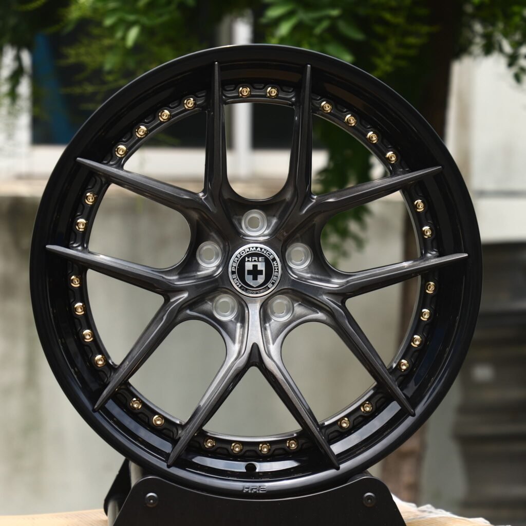 HRE Gloss Black / Transparent Black 2-Piece Brushed Forged Wheels - BMW M3 / Audi RS5 Fitment (5-Lug) 2-Piece forged wheel
