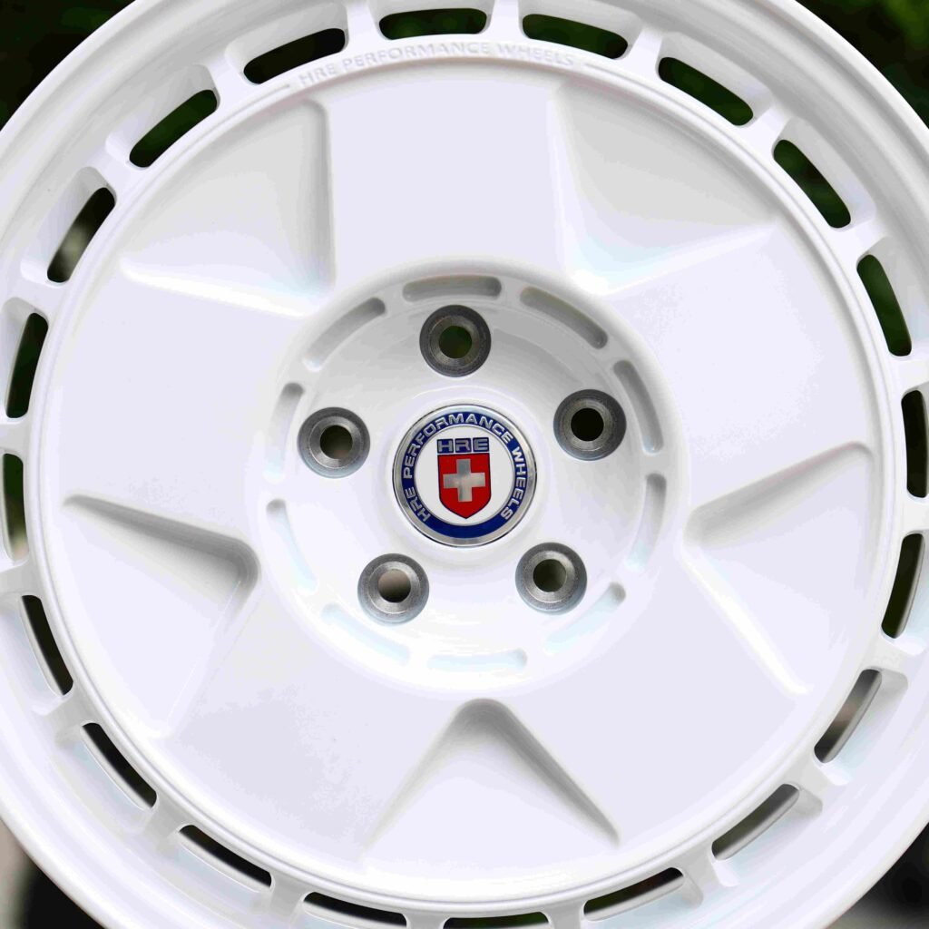 Mercedes-Benz E-Class W213 wheels – Gloss White Full-Face (HRE 935-Style), lip and barrel detail