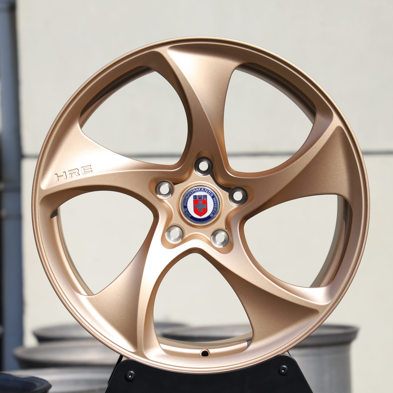 Porsche Cayenne wheels – Gold 5-Spoke (HRE 522M-Style), front view