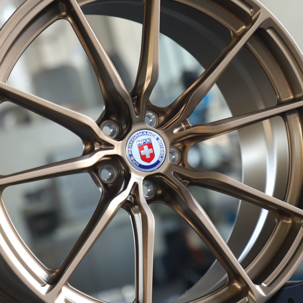 Lamborghini Urus wheels – Matte Bronze 5 Y-Spoke (HRE P104SC-Style), lip and barrel detail