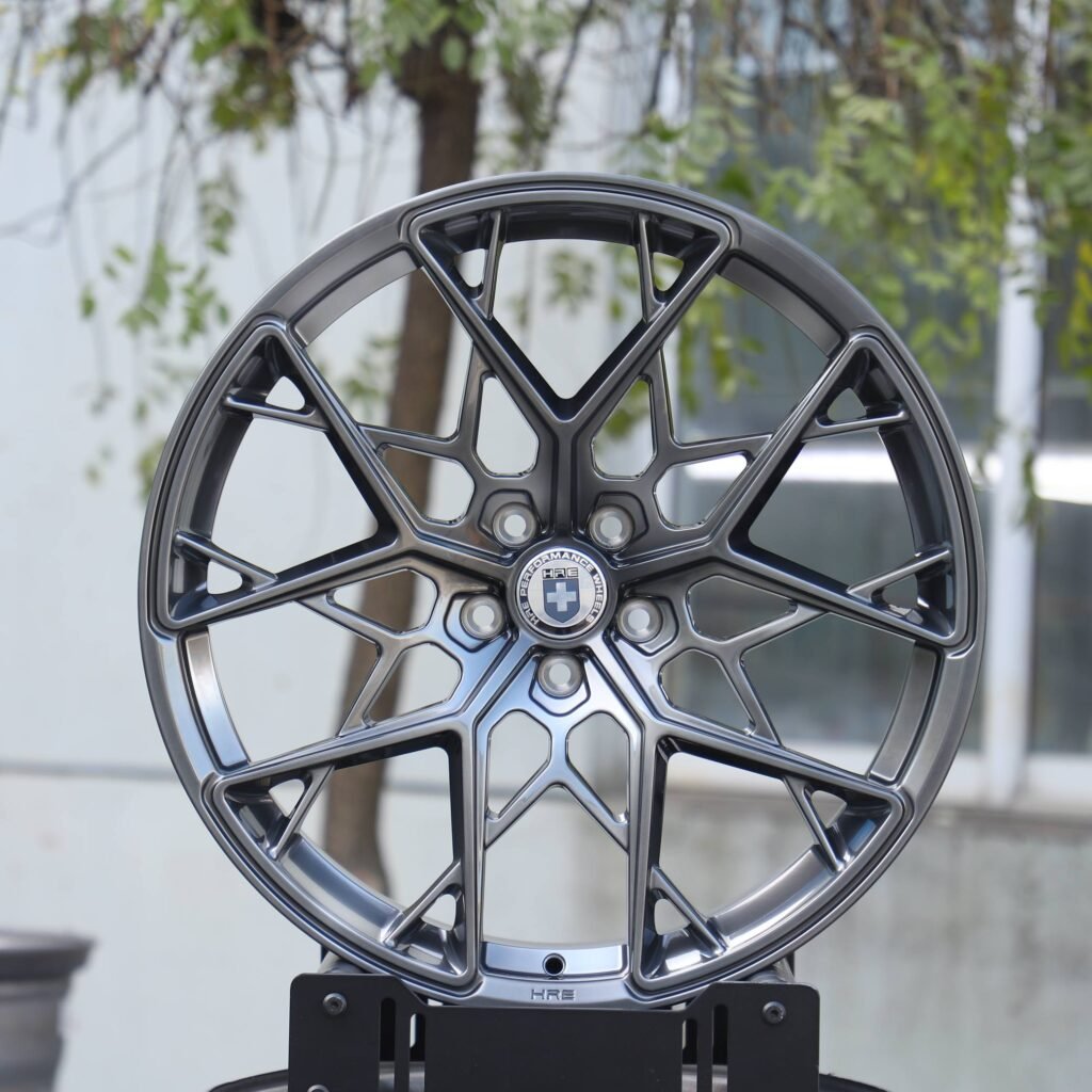 Ferrari 488 wheels – Metallic Gray Cross-Spoke (HRE P200-Style), front view