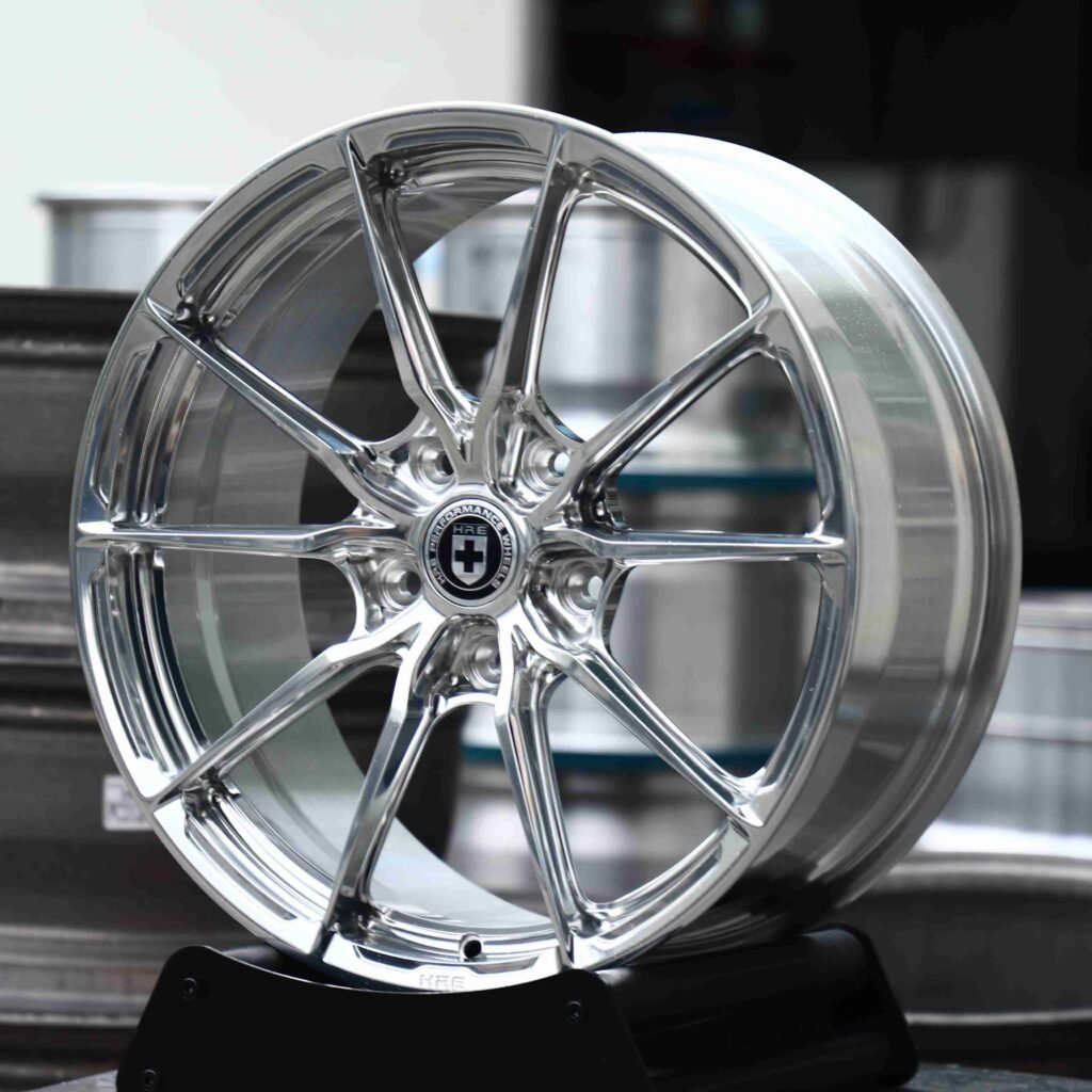 Porsche 718 Cayman wheels – Mirror Polished Silver 5 V-Spoke (HRE P104SC-Style), angled view