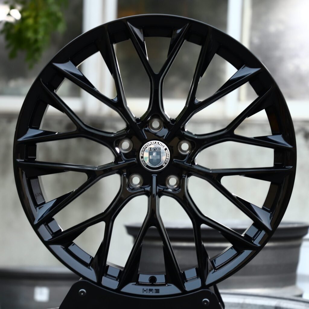 Ferrari 488 wheels – P200 Gloss Black Custom (HRE P200-Style), front view