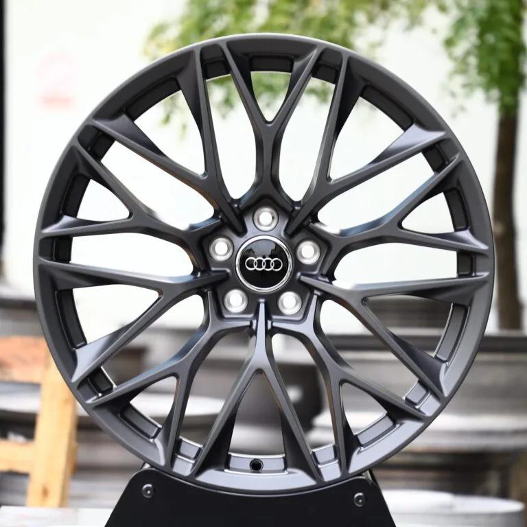 Ferrari 488 wheels – P200 Metallic Gray Custom (HRE P200-Style), front view