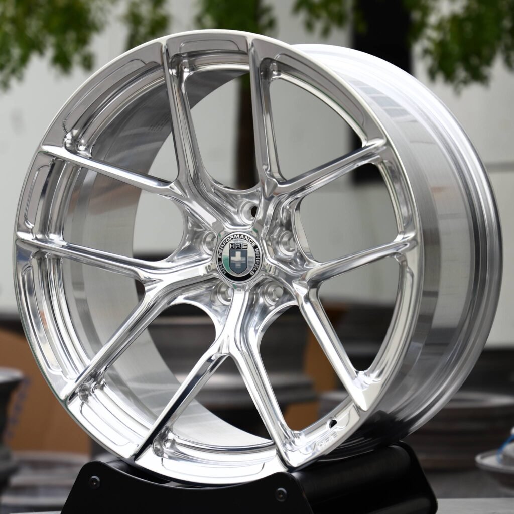 Lamborghini Aventador wheels – 5 Y-Spoke Mirror Polished (HRE Performance P101-Style), angled view