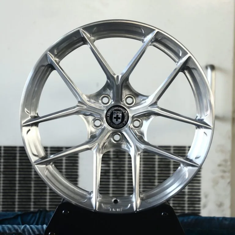 Porsche 911 wheels – Custom Finish 5 Y-Spoke Mirror Polished (HRE Performance P101-Style), front view