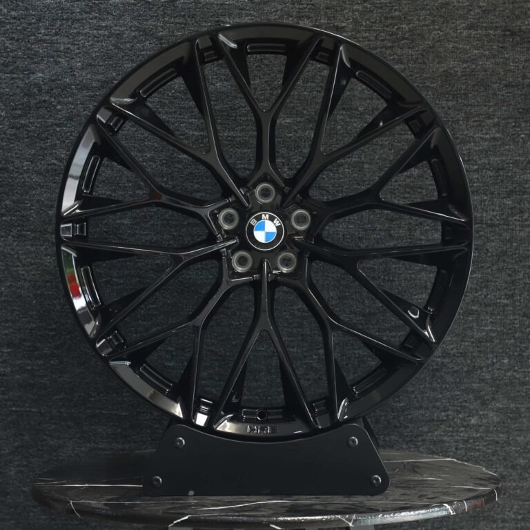 Ferrari 488 wheels – Gloss Black 10 Y-Spoke (HRE Performance P200-Style), front view