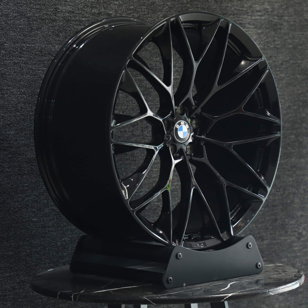 5x112 wheels – Gloss Black 10 Y-Spoke (BMW OEM-Style), side view