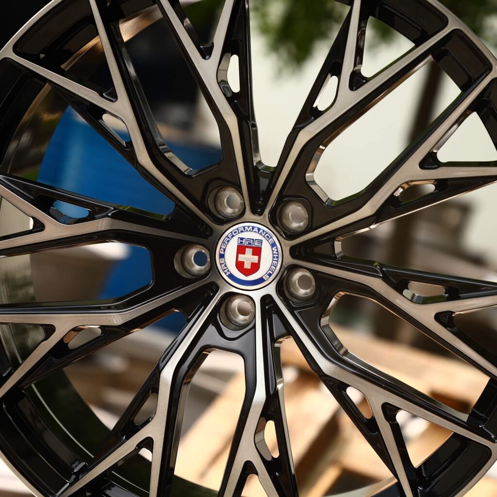 Lamborghini Huracan wheels – Gloss Black 10 Y-Spoke Machined Face (HRE Performance P200-Style), lip and barrel detail